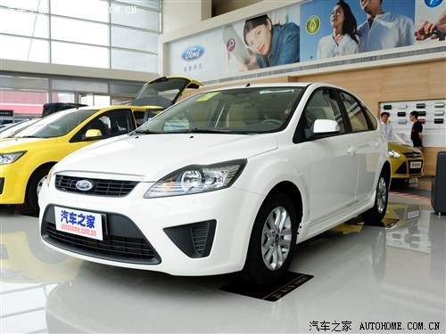 福克斯2012款 两厢经典 1.8l mt时尚型