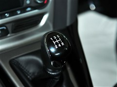 福特 长安福特 福克斯 2012款 两厢 1.6l mt风尚型