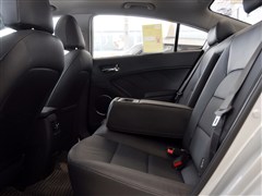 起亚 东风悦达起亚 起亚k3 2013款 1.6l 自动premium