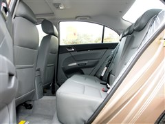 帝豪 吉利汽车 帝豪ec7 2012款 1.8l 手动豪华型