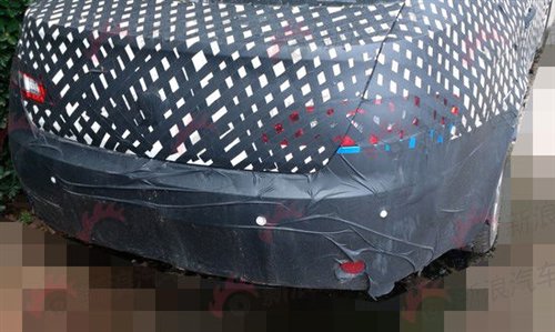 或明年上市销售 青年莲花L6测试车曝光 汽车之家