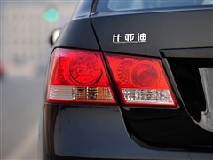 比亚迪 比亚迪 比亚迪g3 2010款 1.5mt 尊雅型gs-i