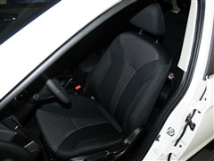 传祺gs52012款 2.0l 手动舒适版
