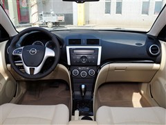 福美来2012款 两厢 1.6l 自动精英版