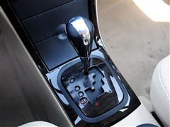福美来2012款 两厢 1.6l 自动精英版