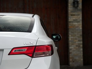 讴歌讴歌讴歌ILX2013款 2.0L 精锐版