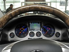 辉腾2012款 4.2 奢享定制型