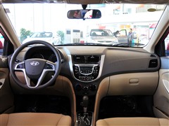 瑞纳2011款 两厢 1.4L 自动豪华型GLS