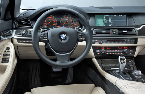 全新一代BMW 5系长轴距版