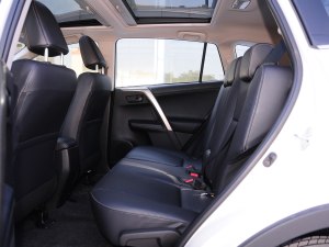 丰田RAV4 2013款 2.5L 自动四驱精英版