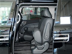 艾力绅2012款 2.4l vti豪华版
