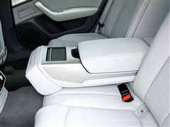 奥迪a6l 2012款 tfsi 舒适型