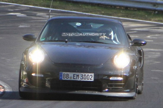 997系列的压轴戏—2012款保时捷911 GT2