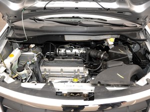 帅客2012款 2.0L 自动旗舰型7座