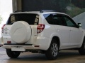 一汽丰田RAV4 2.0L 豪华版 AT 