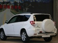 一汽丰田RAV4 2.0L 豪华导航版 AT