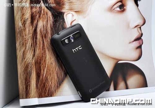 巨屏HTC HD7登场 11月十款上市手机盘点