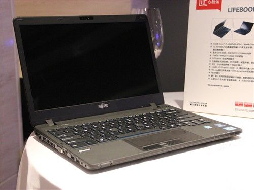 富士通 富士通 LifeBook SH771(i7 2640M) 图片