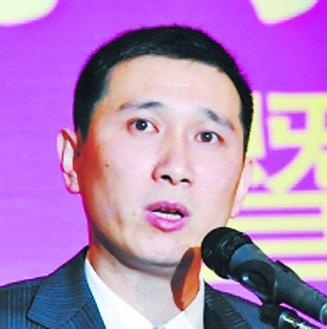 苏宁电器总裁金明8月17日全国1700家门店启动全年最大规模促销。