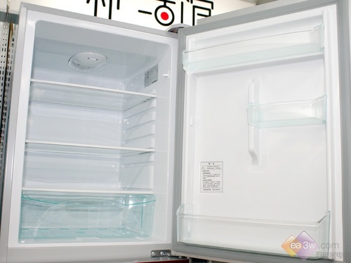 海尔新三门冰箱 不足3000元国美热卖