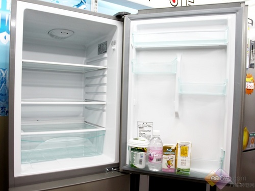 海尔两门冰箱国美直降300元出售