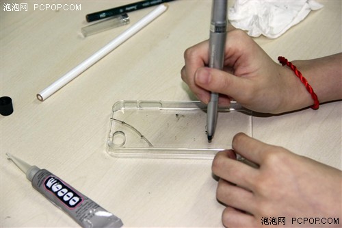 给iPhone做件衣裳 diy水钻手机壳教程