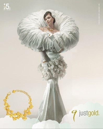 奢华金饰 婚礼上新娘美丽的爆发 黄金 珠宝首饰 礼品、工艺品、饰品