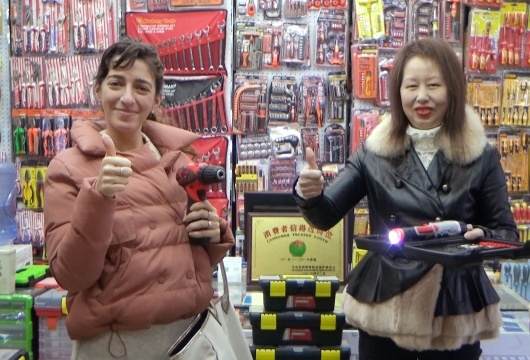 COTV全球直播: 义乌东晨五金厂 Yiwu Dongchen hardware factory