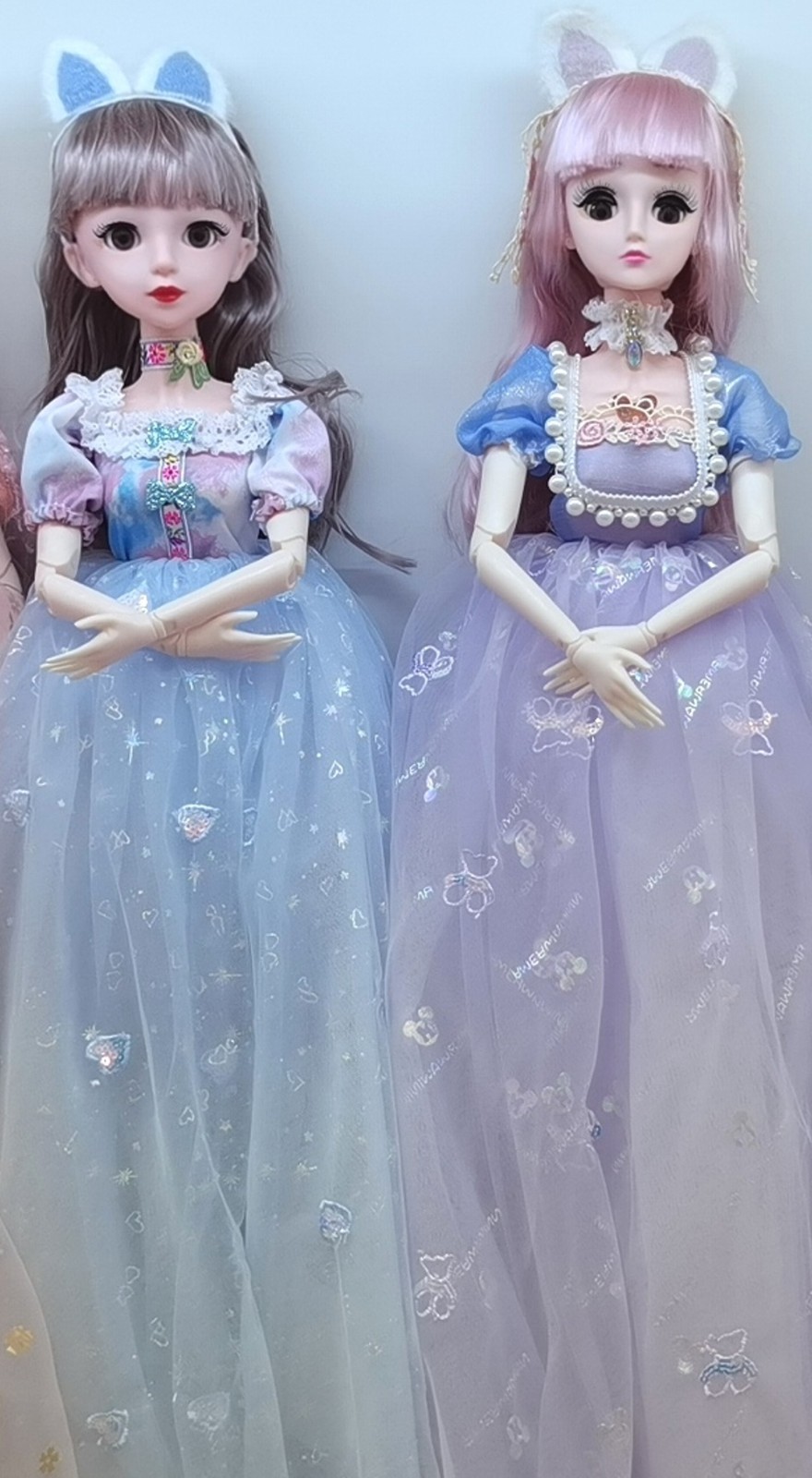 义乌市悦欣玩具厂生产销售各种芭比娃娃系列产品