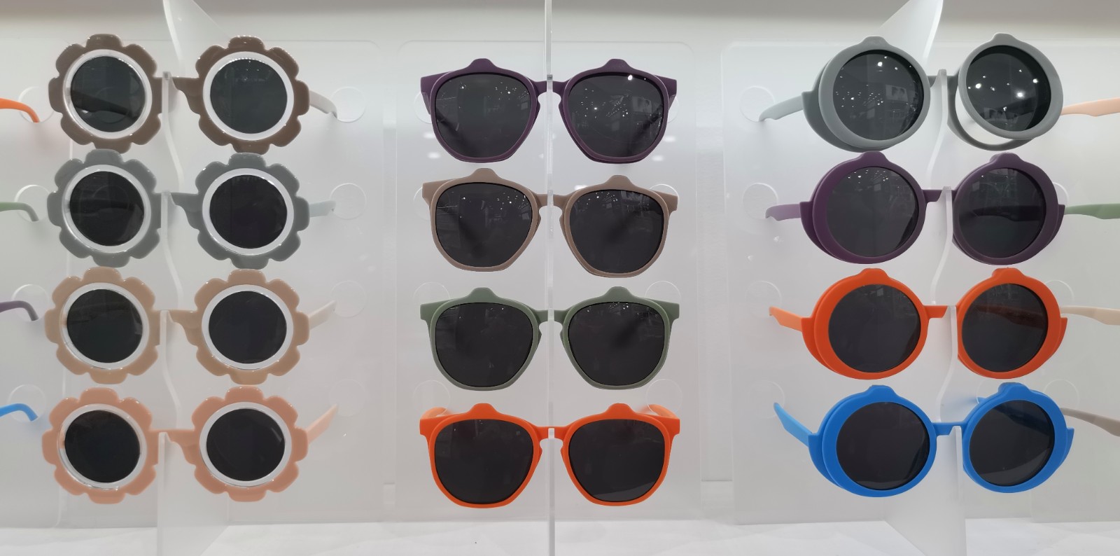 COTV直播-临海市佳豪眼镜厂研发生产销售各种规格的时尚儿童眼镜，欢迎大家光临！