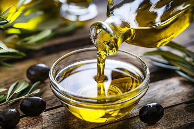 吃橄榄油有利于心血管健康？专家：对，但你得这样吃！