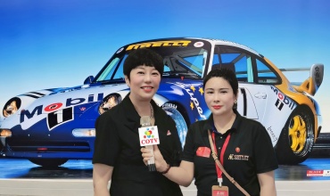 COTV全球直播-上海亚展实业有限公司研发生产各种展位装饰板、广告系列KT板、装饰系列字画板以及广告装饰封边包边配件等产品，欢迎大家光临！