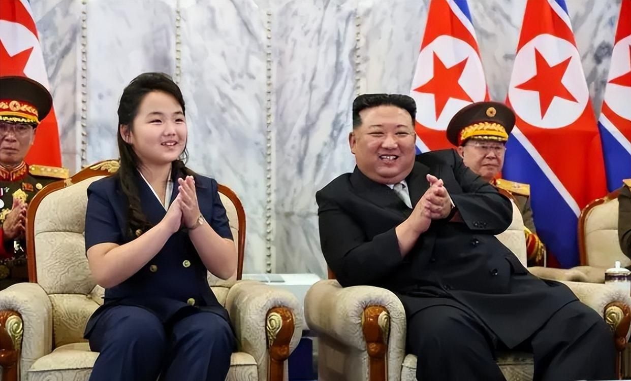 朝鲜75周年阅兵：金正恩女儿露面，金正恩女儿的出现意味着什么