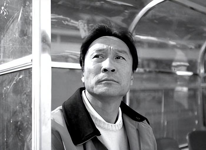 毛远新今年80岁，他走出秦城后来到韶山，含泪说：我有一个大遗憾