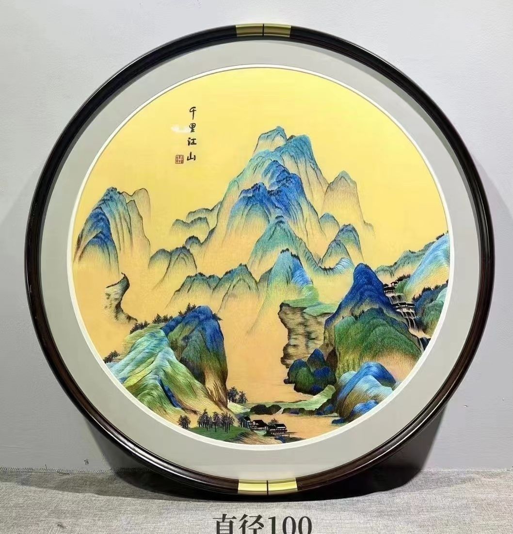 广东省惠州市惠城区观石堂画廊专业订绣设计山水画、人物画、动物画、景点画等名贵精典刺绣作品，工艺精湛、造型 独特，欢迎大家光临!