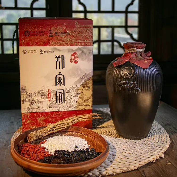 COTV全球直播-郑家园麦麦酒始创于清嘉庆六年，已有两百余年的历史，俗称《妈妈酒》《月里酒》，由乌豆、乌枣、枸杞等十余种食材古法食盐煨制，口味纯正，欢迎大家光临！