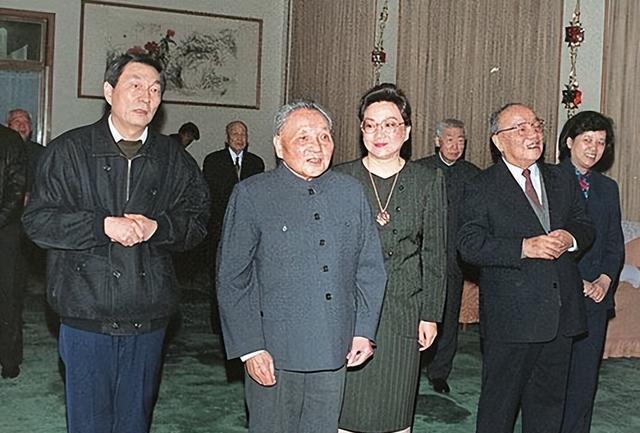 1988年，朱镕基自我评价：我讲三条，特别是比江泽民同志差得很远