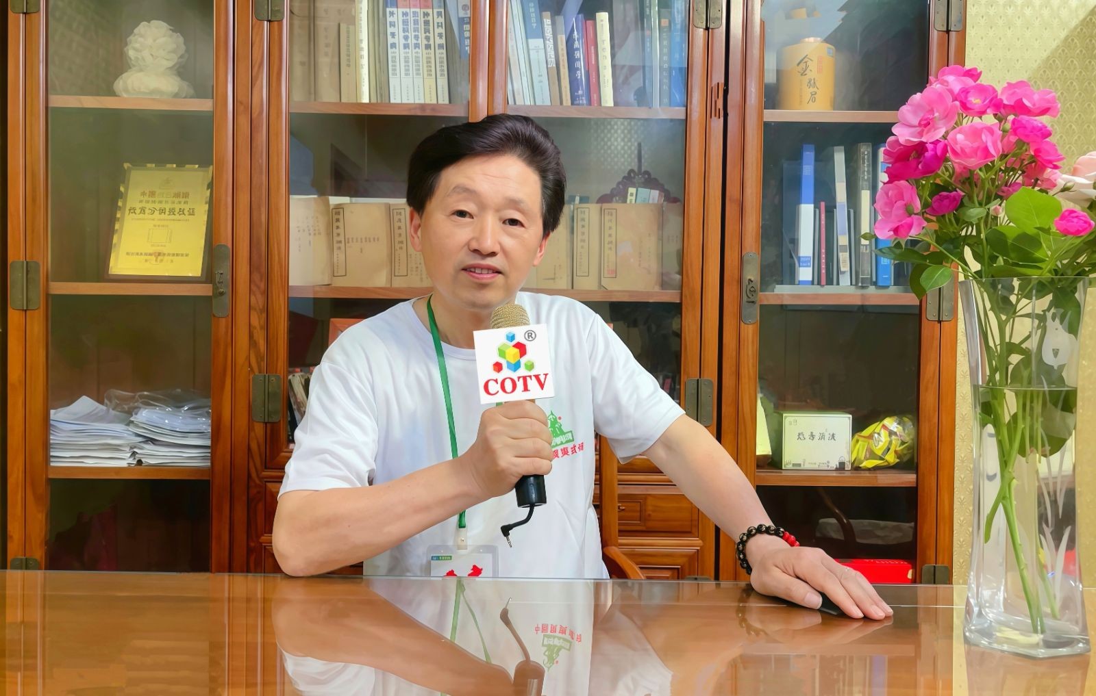 COTV全球直播-东阳市苍健医药有限公司专业研发生产：“苍健”、“爽爽戒”戒烟糖、食用“乌头糕”系列健康养生产品，欢迎大家光临！