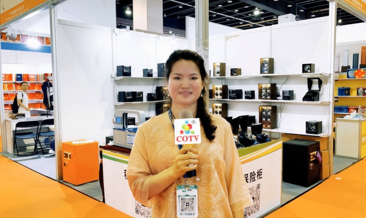 COTV全球直播-平阳县臻格电子商务商行专业生产经营销售：高端摇表器，摇表保险柜等奢华产品；设计时尚、奢华大气，欢迎大家光临！