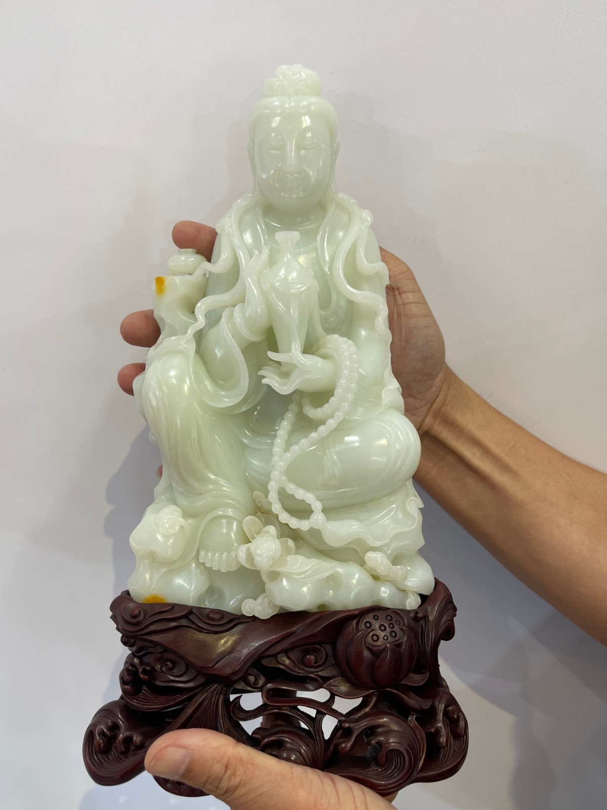 COTV全球直播-苏州市华脉艺韵工艺品有限公司、苏州市吴中区光福林建平玉雕工作室专业从事设计雕刻各种稀有玉类饰品及摆件的工艺雕刻，取材稀有，创作精典，现货品鉴，欢迎大家光临！