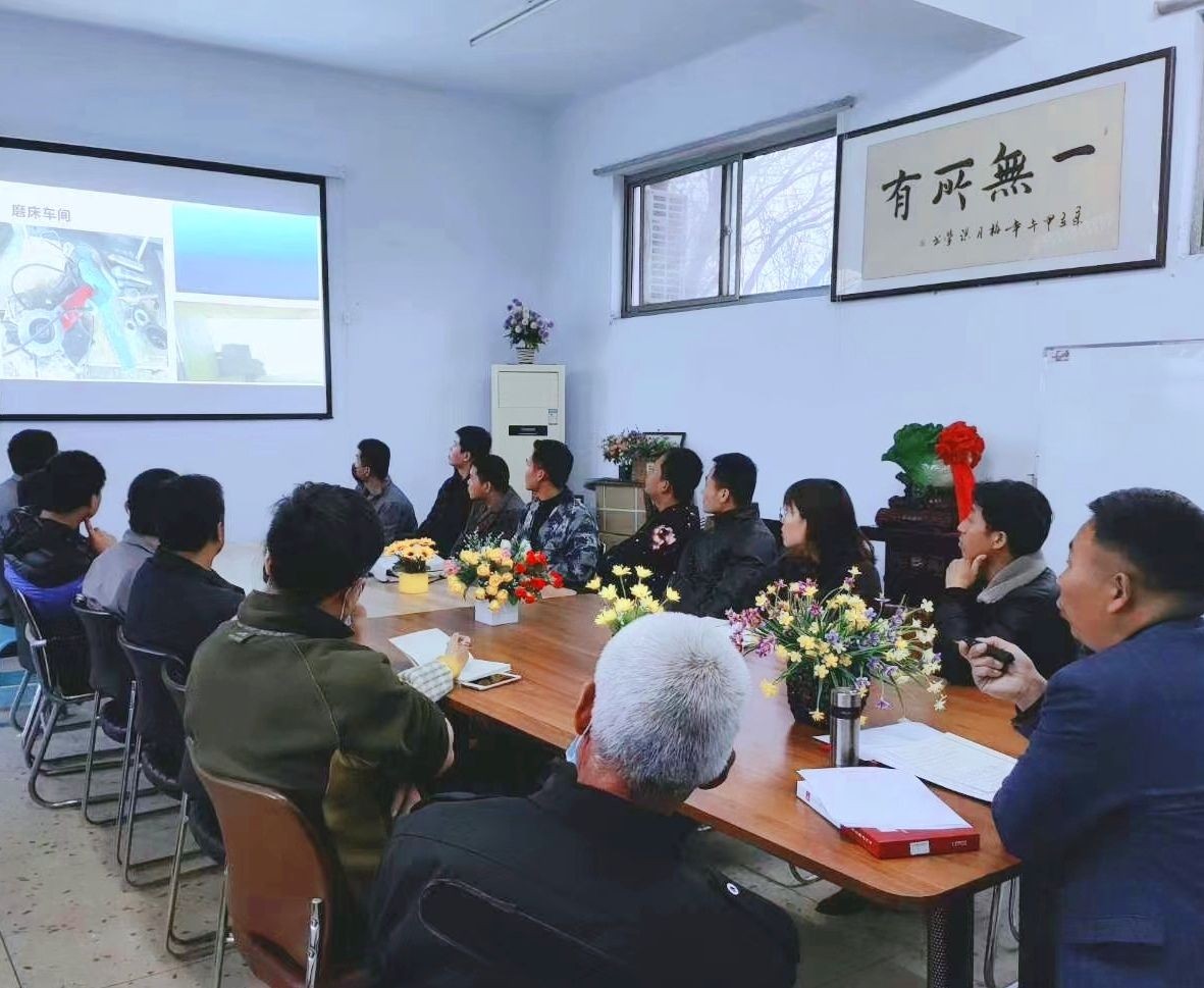 COTV全球直播-运城市圣炬印刷器材有限公司、泉州圣炬印刷器材有限公司专业生产：各种新型优质胶辊及胶辊用耐用剂、耐酸碱、耐高温、抗静电、抗撕裂、除尘等材料及特殊橡胶辊产品，欢迎大家光临！