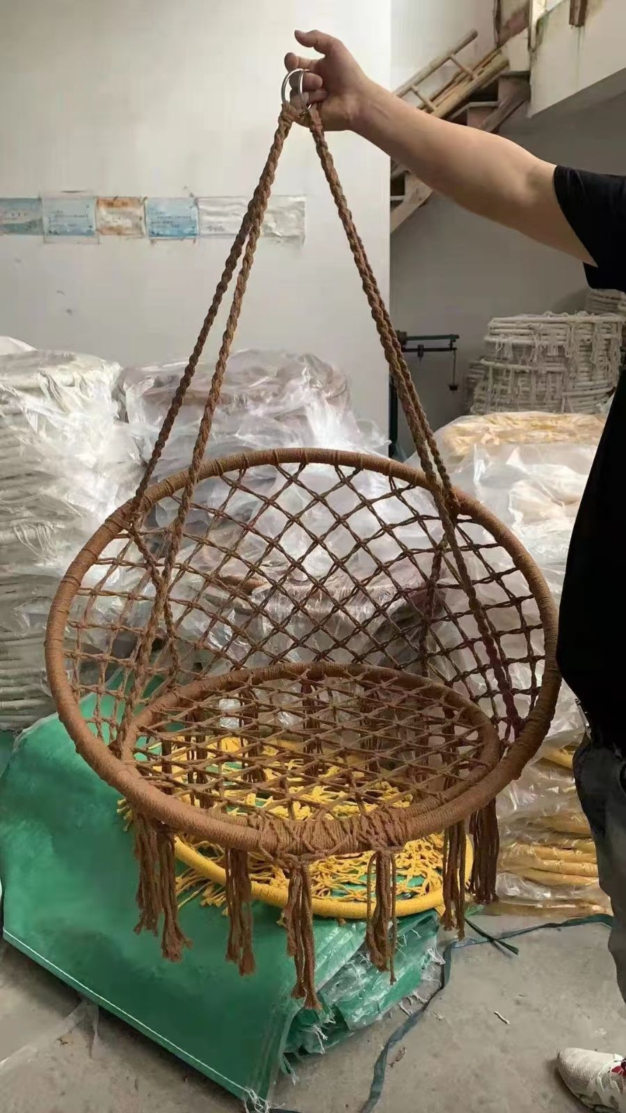 COTV全球直播-东阳市康健富旅游用品有限公司、义乌市雷尼科智能科技有限公司专业生产：各种电动家用车载蓄电充气泵打气筒、吊床、吊椅、睡袋、帐篷等户外旅游用品，欢迎大家光临！