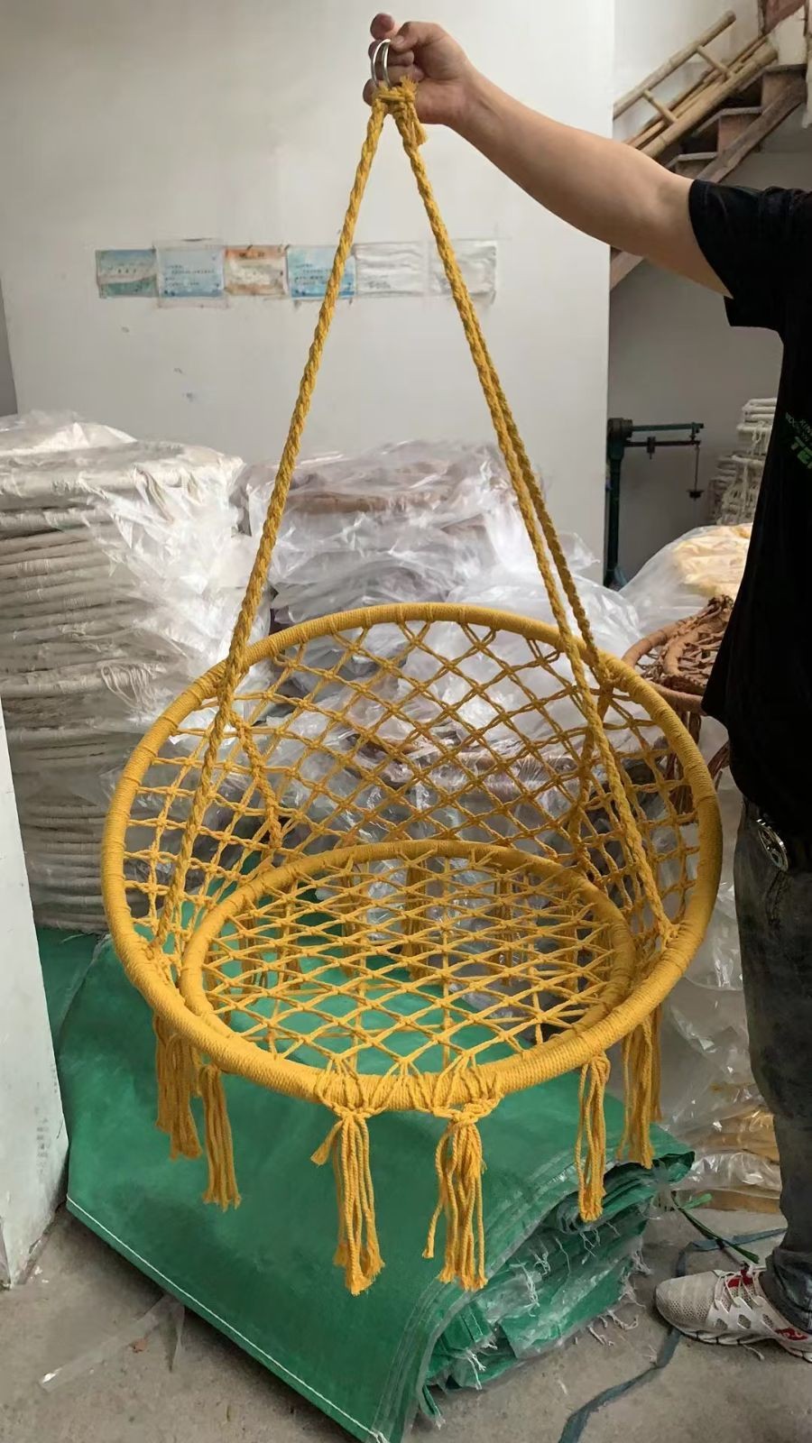 COTV全球直播-东阳市康健富旅游用品有限公司、义乌市雷尼科智能科技有限公司专业生产：各种电动家用车载蓄电充气泵打气筒、吊床、吊椅、睡袋、帐篷等户外旅游用品，欢迎大家光临！