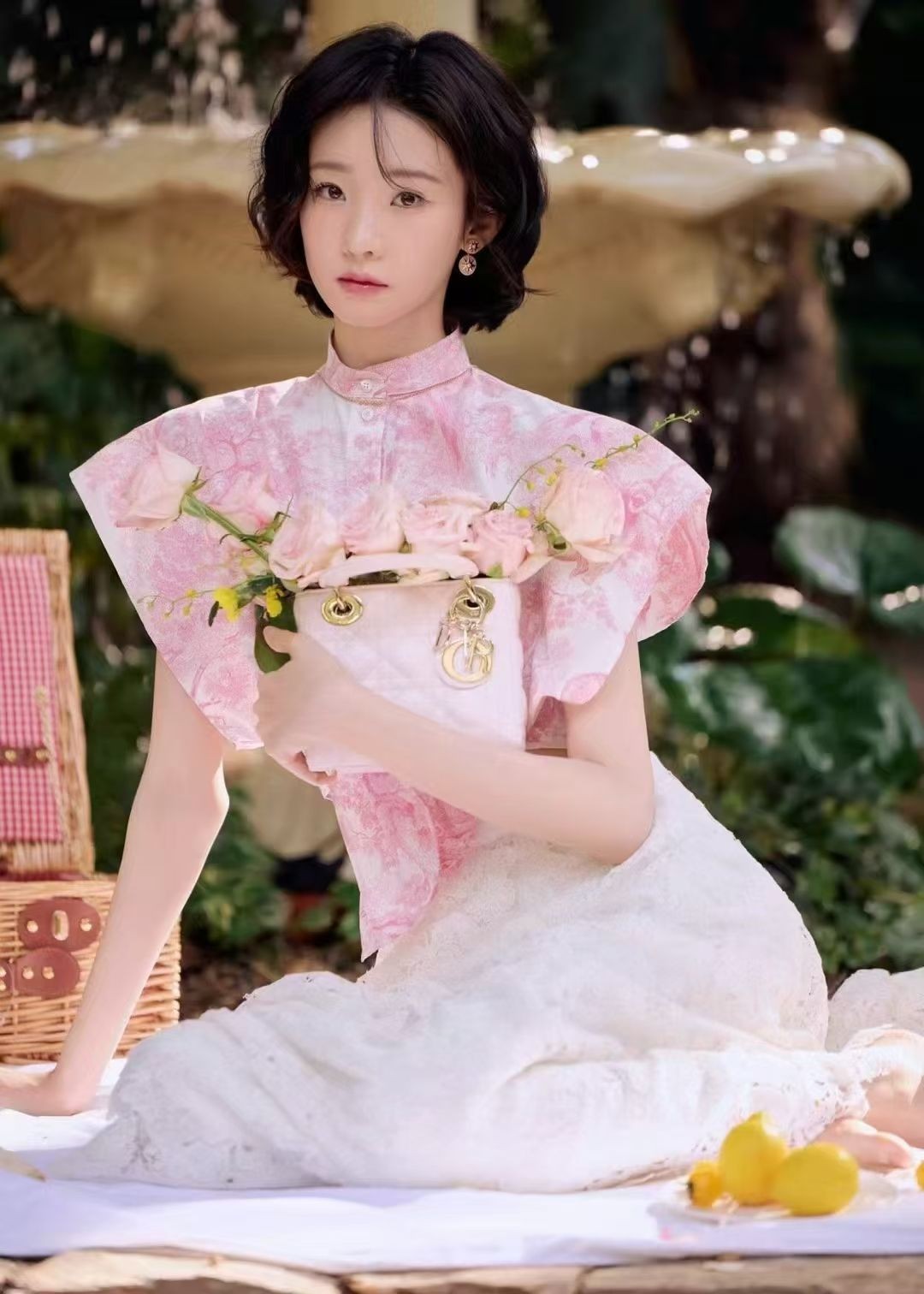COTV全球直播-杭州衣真无界有限公司专业设计研发生产“独立设计师品牌”系列时尚女装、休闲男装，春秋时新服装等产品，欢迎大家光临！