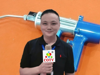 COTV全球直播-重庆市璧山区安平五金电器经营部创始人牟安平专业研发、加工生产销售：“剑石”品牌系列注油工具、气动泵、气动黄油枪、自动式注油工具、自锁式注油嘴等机械配套产品，欢迎大家光临！