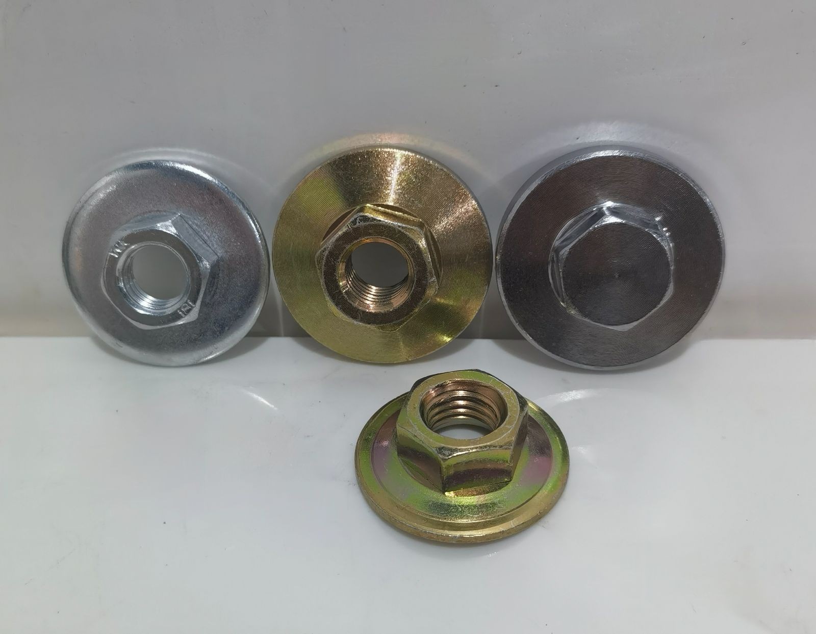 COTV全球直播-永康市奇拓工贸有限公司专业生产角磨压板；锐奇7寸、新7寸电圆铸压板；反锁S压板；100～180法兰；200型、切割机、开槽机、快换离心、粉末角磨压板等产品，欢迎大家光临！