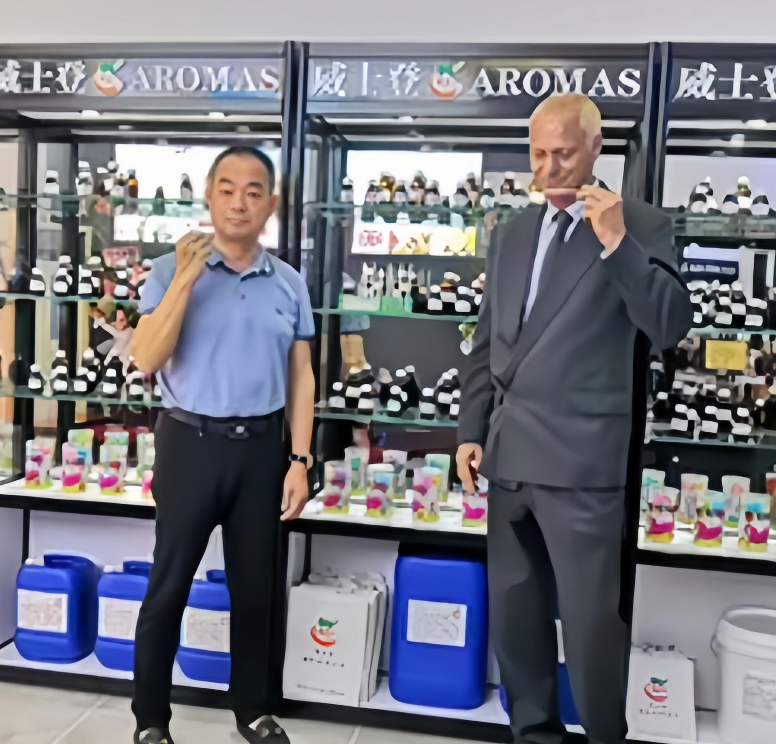 COTV全球直播-泉州威士登香精香料有限公司专业生产食用香精，应用于饮料、糕点、糖果、炒货、调味品、保健品、冰淇淋等行业；日化香精应用于香水、化妆品、香波等日化行业，欢迎大家光临！