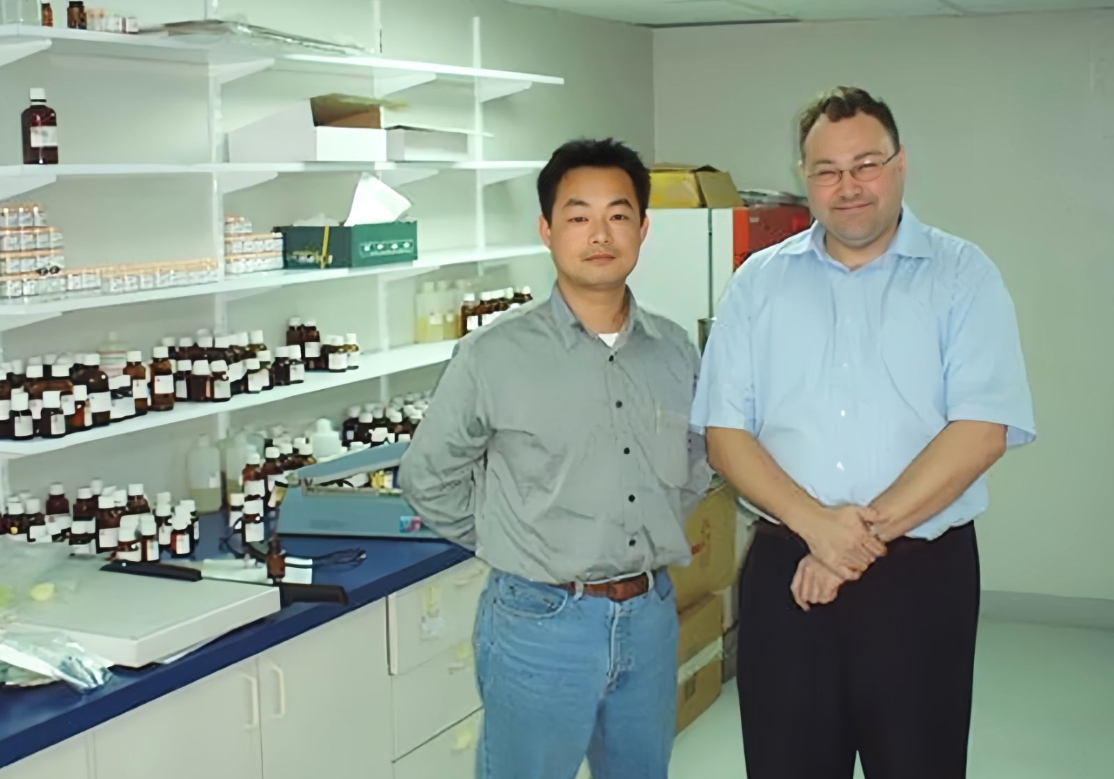 COTV全球直播-泉州威士登香精香料有限公司专业生产食用香精，应用于饮料、糕点、糖果、炒货、调味品、保健品、冰淇淋等行业；日化香精应用于香水、化妆品、香波等日化行业，欢迎大家光临！