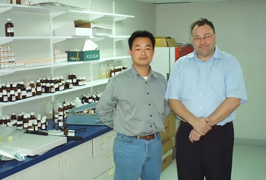 COTV全球直播-泉州威士登香精香料有限公司专业生产食用香精，应用于饮料、糕点、糖果、炒货、调味品、保健品、冰淇淋等行业；日化香精应用于香水、化妆品、香波等日化行业，欢迎大家光临！