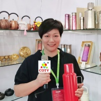 COTV全球直播-浙江辉泓工贸有限公司专业生产:厨房旋转调味架、汤婆子、铜茶壶、铜盆、香炉、热水壶、纯钛茶壶、旅行水壶，纯钛杯等产品，欢迎大家光临！